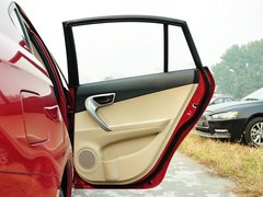 2012款 1.5L CVT 豪华型