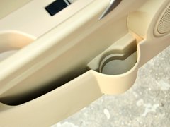 2012款 1.5L CVT 豪华型