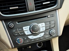 2012款 1.5L CVT 豪华型