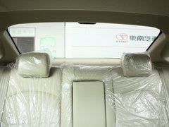 2012款 1.5L 手动 旗舰型