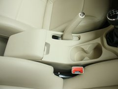 2012款 1.5L 手动 旗舰型