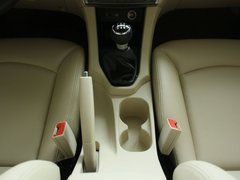 2012款 1.5L 手动 旗舰型