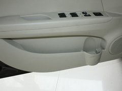 2012款 1.5L 手动 旗舰型