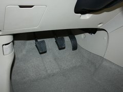 2012款 1.5L 手动 旗舰型