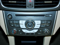 2012款 1.5L 手动 旗舰型