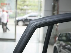 2012款 1.5L 手动 旗舰型