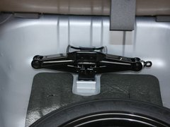 2012款 1.5L CVT 旗舰型