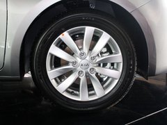 2013款 1.6L 自动 GL