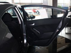 2013款 1.6L 自动 GL