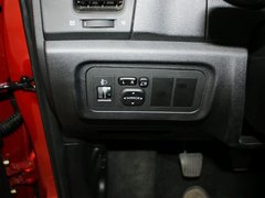 2012款 1.6L 手动 豪华型 5座