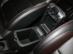 2012款 1.6L 手动 豪华型 5座