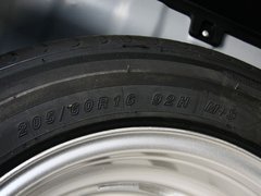 2012款 1.6L 手动 豪华型 5座
