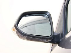 2012款 1.6L 手动 豪华型 5座