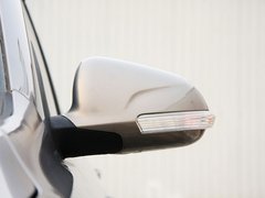 2012款 1.6L 手动 豪华型 5座