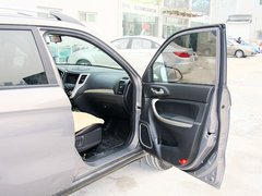 2012款 1.6L 手动 豪华型 5座