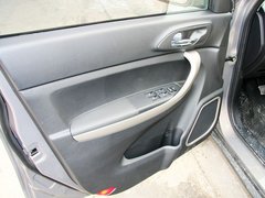 2012款 1.6L 手动 豪华型 5座