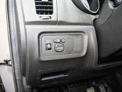 2012款 1.6L 手动 豪华型 5座