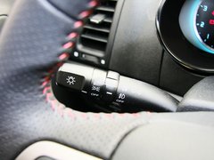 2012款 1.6L 手动 豪华型 5座