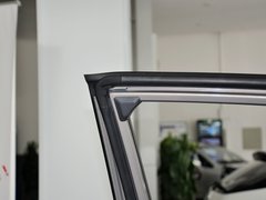 2012款 1.6L 手动 豪华型 5座