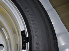 2012款 1.6L 手动 豪华型 5座