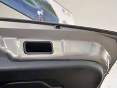 2012款 1.6L 手动 豪华型 5座