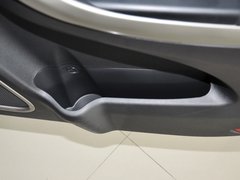 2012款 1.6L 手动 豪华型 5座