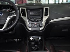 2012款 1.6L 手动 豪华型 5座