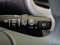 2012款 1.6L 手动 豪华型 5座