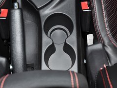 2012款 1.6L 手动 豪华型 5座