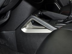 2012款 1.6L 手动 豪华型 5座