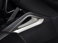 2012款 1.6L 手动 豪华型 5座