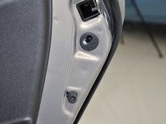 2012款 1.6L 手动 豪华型 5座