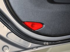 2012款 1.6L 手动 豪华型 5座