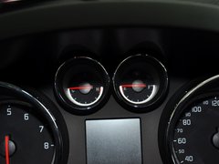 2012款 1.6L 手动 豪华型 5座