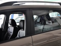 2012款 1.6L 手动 豪华型 5座