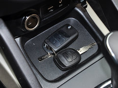 2012款 1.6L 自动 豪华型 5座