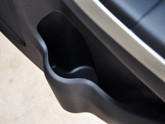 2012款 1.6L 自动 豪华型 5座