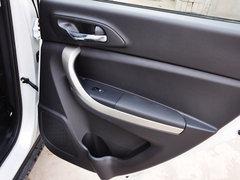 2012款 1.6L 自动 豪华型 5座