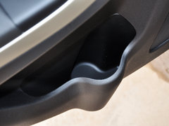2012款 1.6L 自动 豪华型 5座