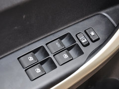 2012款 1.6L 自动 豪华型 5座