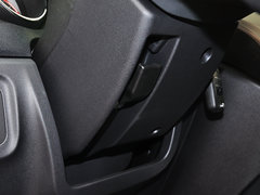 2012款 1.6L 自动 豪华型 5座