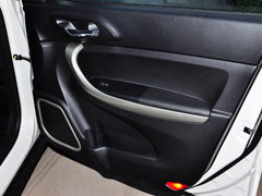 2012款 1.6L 自动 豪华型 5座
