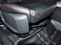 2012款 1.6L 自動 豪華型 5座
