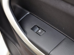 2012款 1.6L 自動 豪華型 5座