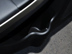 2012款 1.6L 自動 豪華型 5座