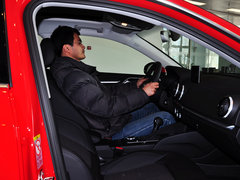 2014款 40TFSI 1.8T DCT Sportback舒适型