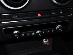 2014款 40TFSI 1.8T DCT Sportback舒适型