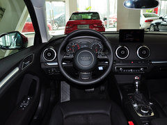 2014款 40TFSI 1.8T DCT Sportback舒适型