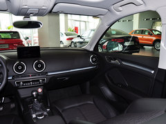 2014款 40TFSI 1.8T DCT Sportback舒适型
