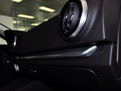 2014款 40TFSI 1.8T DCT Sportback舒适型